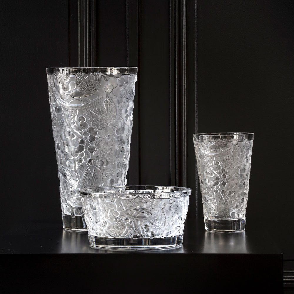 Merles et Raisins medium vase – Lalique North America
