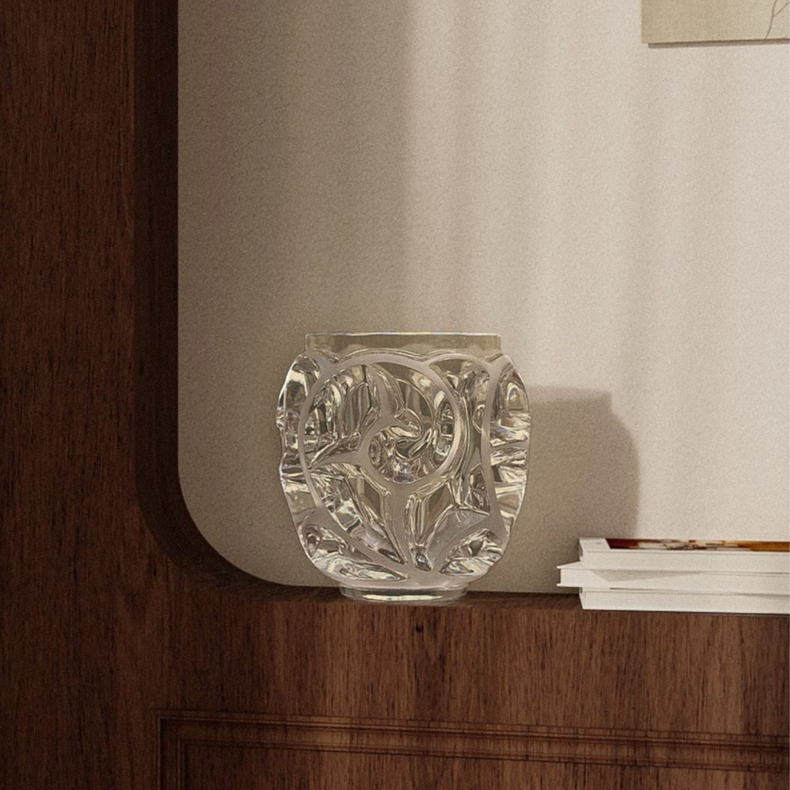 Tourbillons vase – Lalique North America