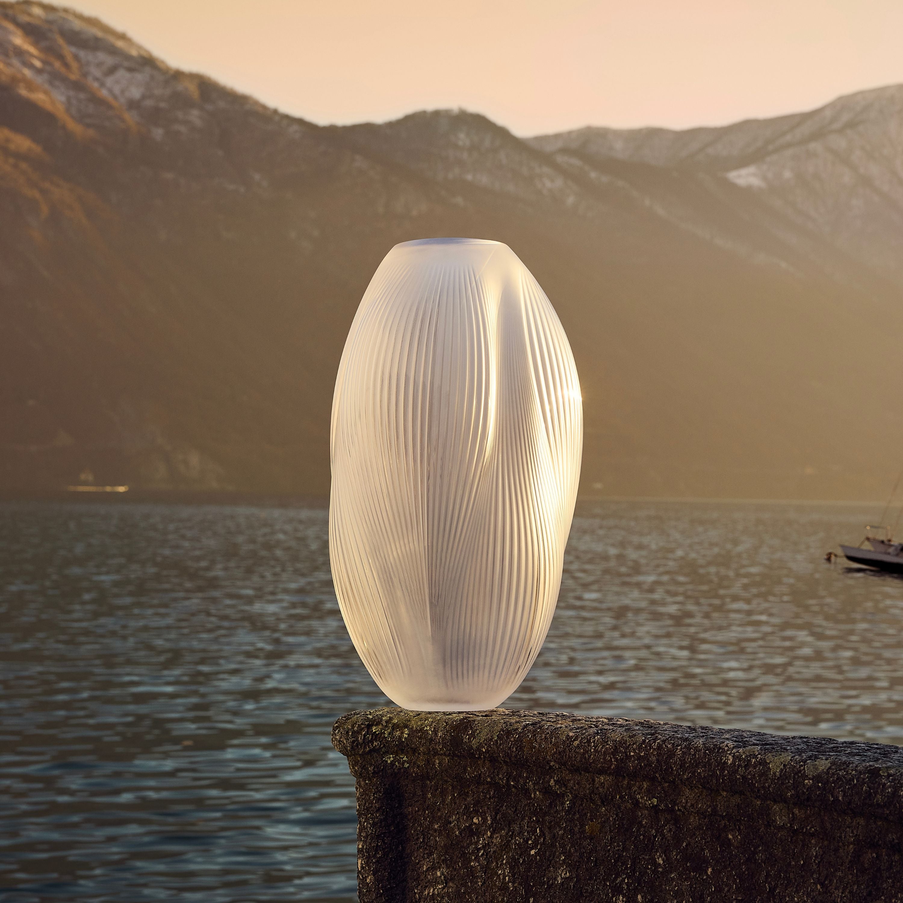 Alizé XXL Vase – Lalique North America