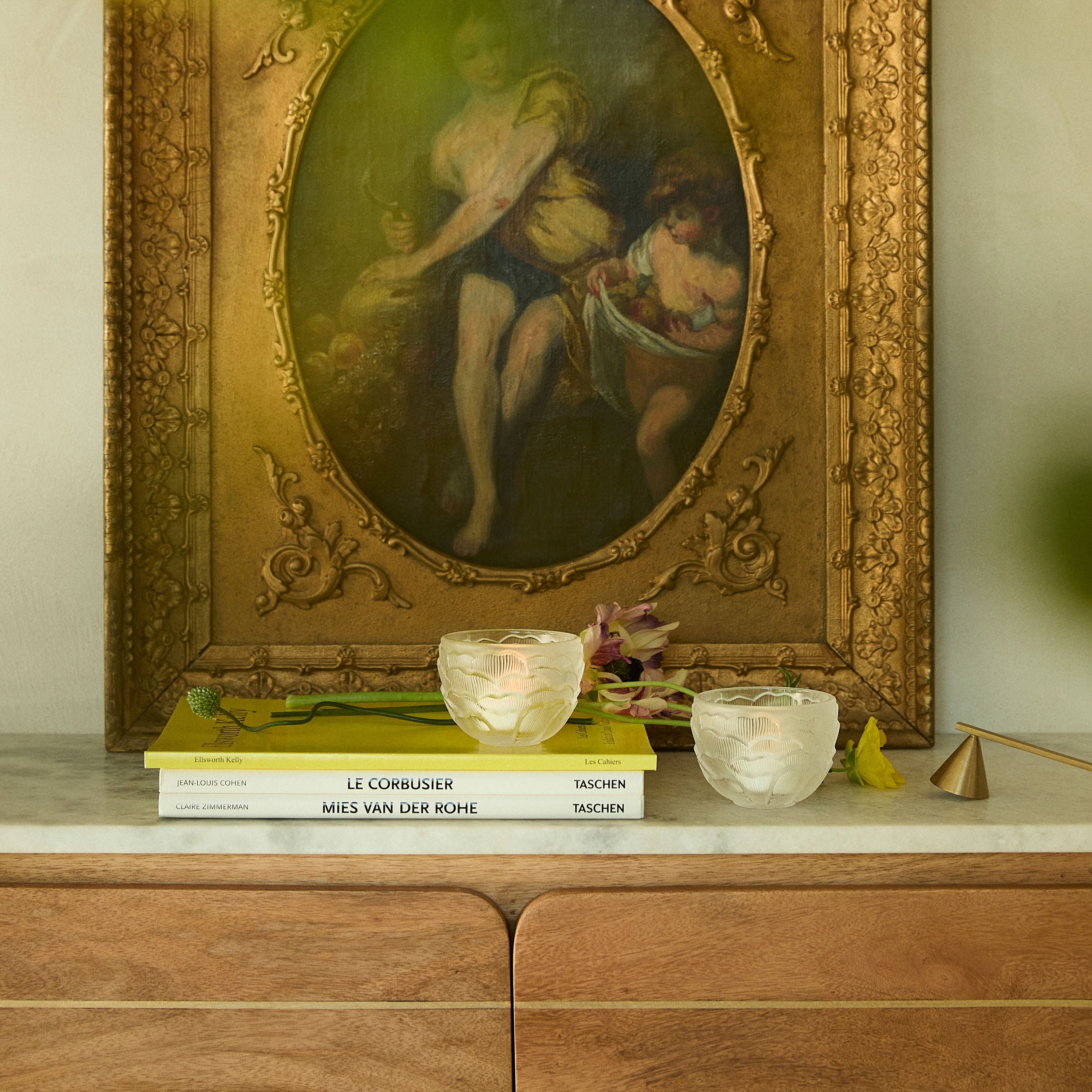 Pivoine votive – Lalique North America